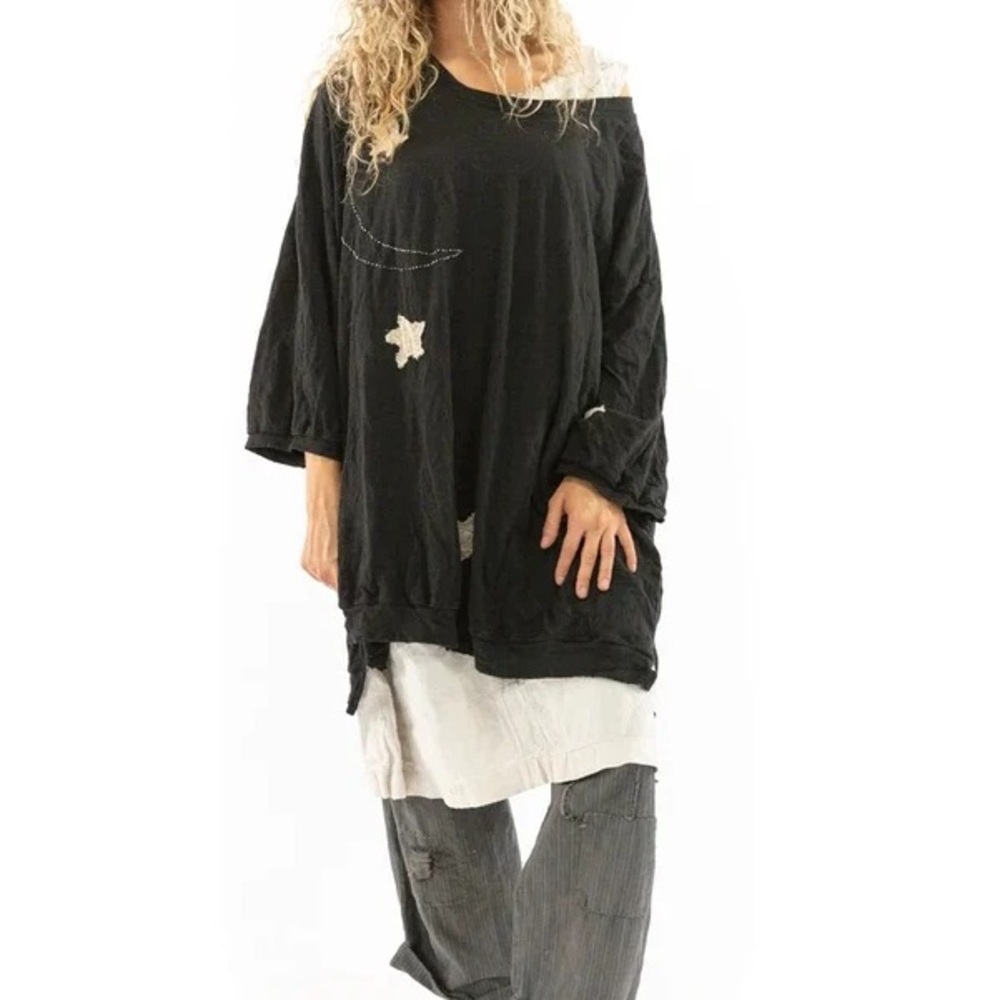 Magnolia pearl oversized Francis T top 1044